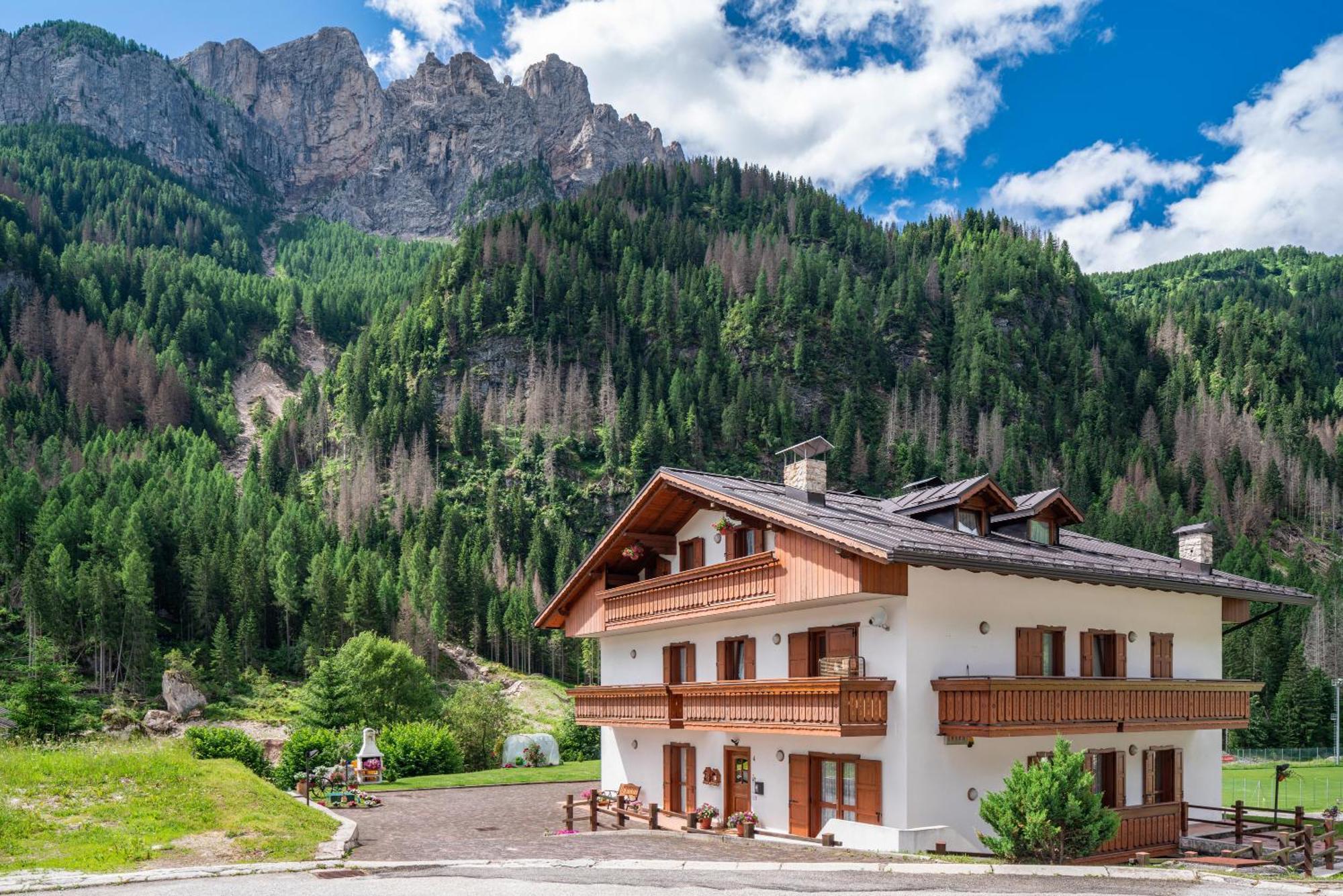 Appartamenti Vittoria Rocca Pietore Exterior photo